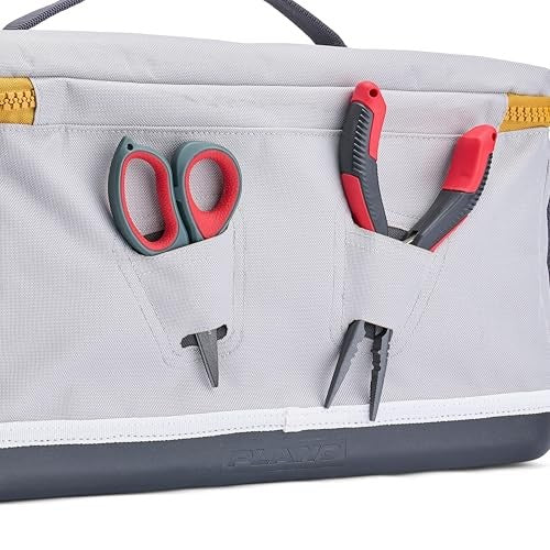 Plano Weekend Tackle Bag